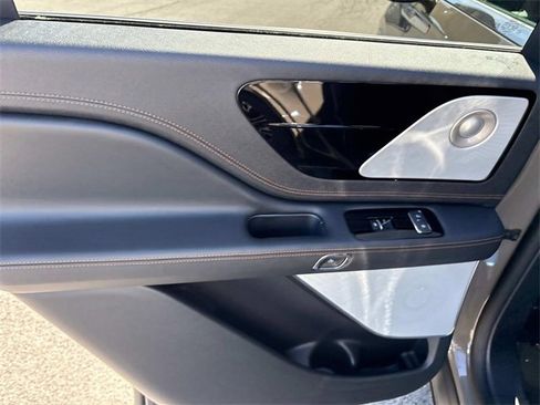 New 2025 Lincoln Aviator Black Label image 19