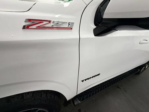 Used 2022 Chevrolet Tahoe Z71 AWD/4WD image 32