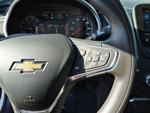 Used 2023 Chevrolet Malibu LT image 21