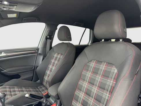 Used 2018 Volkswagen GTI S FWD image 15