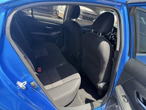 Used 2022 Nissan Sentra SV FWD image 16