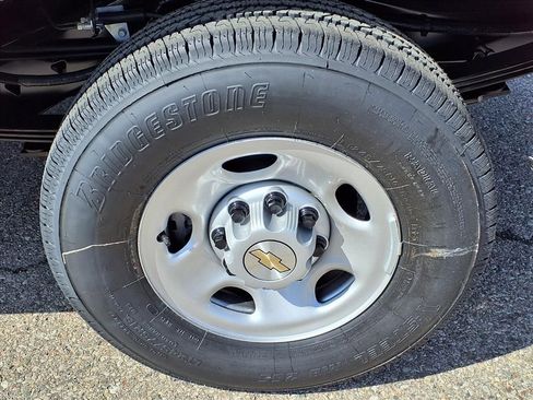 New 2026 Chevrolet Express 2500 Extended w/ Driver Convenience Package image 7