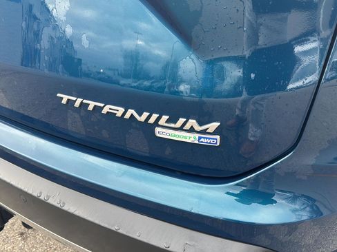 Used 2020 Ford Edge Titanium w/ Class II Trailer Tow Package image 5