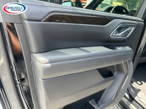 Used 2024 GMC Yukon XL SLE w/ Gmc Pro Safety Plus Package RWD image 15