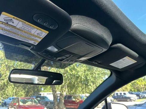 Used 2019 Lincoln MKC Reserve FWD image 12