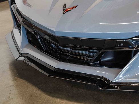 Used 2024 Chevrolet Corvette Z06 w/ Battery Protection Package RWD image 31
