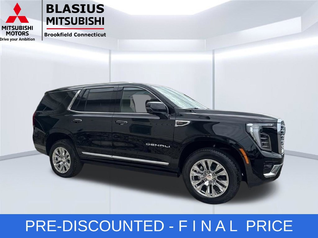 Used 2026 GMC Yukon Denali w/ Sun & Power Step Package AWD/4WD image 1