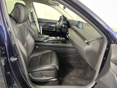Used 2025 Genesis GV70 2.5T AWD/4WD image 28