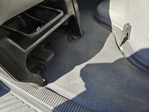 Used 2013 Ford E-150 and Econoline 150 image 28