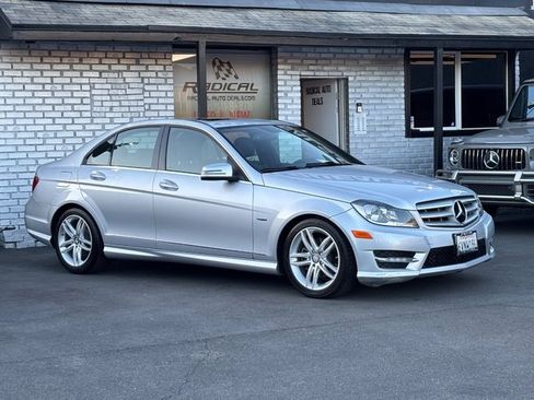 Used 2012 Mercedes-Benz C 250 Sedan image 6