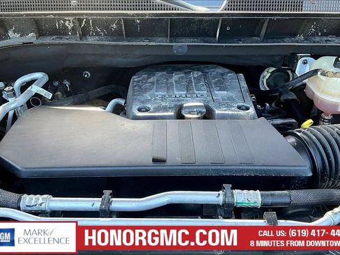 Used 2022 Chevrolet Silverado 1500 Custom RWD image 31