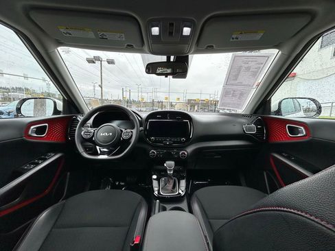 Used 2023 Kia Soul GT-Line FWD image 18