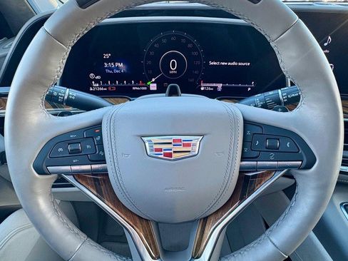 Used 2023 Cadillac Escalade Sport Platinum image 29