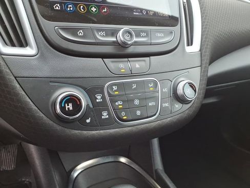 Used 2024 Chevrolet Malibu LT image 20