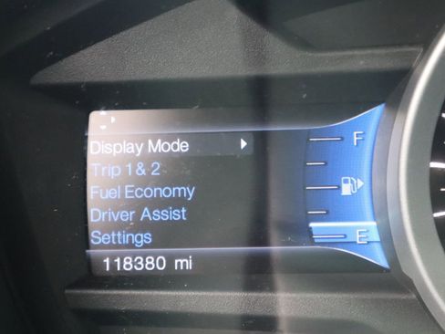 Used 2014 Ford Explorer XLT w/ Equipment Group 202A AWD/4WD image 46