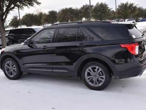 Certified 2023 Ford Explorer XLT w/ Equipment Group 202A image 11