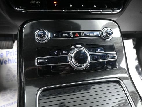 Used 2023 Lincoln Nautilus FWD image 41
