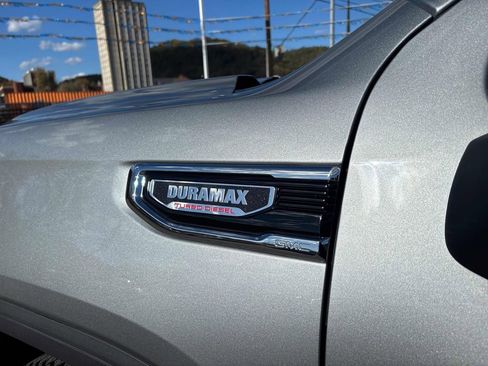 Used 2025 GMC Sierra 1500 Denali image 12