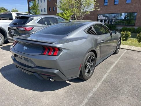 Used 2025 Ford Mustang Premium RWD image 4