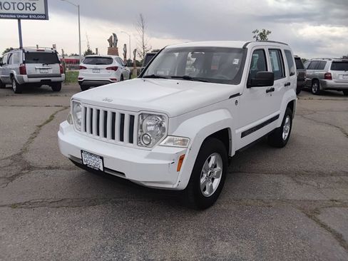 Used 2012 Jeep Liberty Sport AWD/4WD image 1
