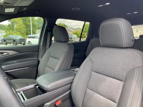 Used 2026 Chevrolet Traverse LT w/ Driver Confidence Package AWD/4WD image 14