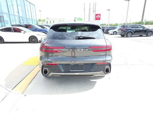 Used 2025 Genesis GV70 2.5T AWD/4WD image 4