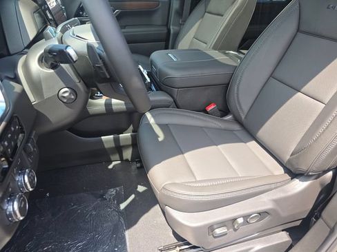New 2026 GMC Yukon XL Denali w/ Advanced Technology Package AWD/4WD image 26