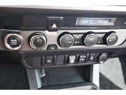 Used 2023 Toyota Tacoma TRD Off-Road AWD/4WD image 27