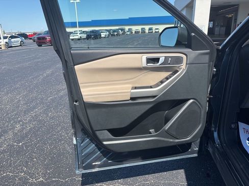 Used 2023 Ford Explorer XLT w/ Equipment Group 202A image 24