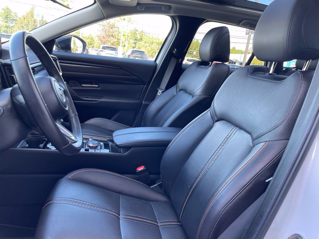 Certified 2024 MAZDA CX-50 AWD 2.5 S w/ Accent Package image 11