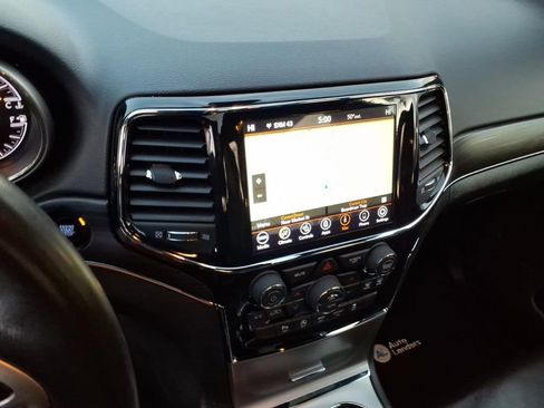 Used 2022 Jeep Grand Cherokee Limited AWD/4WD image 23