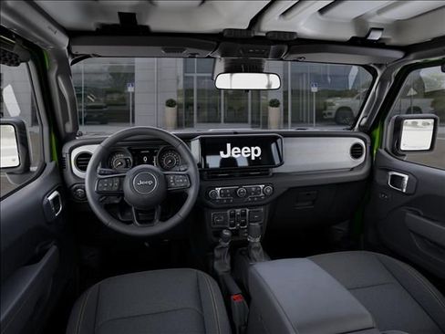 New 2025 Jeep Gladiator Sport image 14
