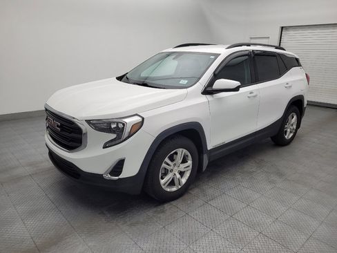 Used 2019 GMC Terrain SLE w/ Driver Convenience Package AWD/4WD image 2