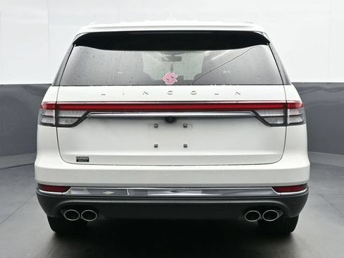 Used 2023 Lincoln Aviator Reserve w/ Equipment Group 201A RWD image 7
