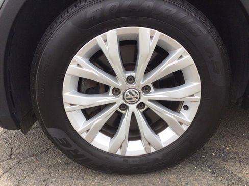 Used 2018 Volkswagen Tiguan S AWD/4WD image 35