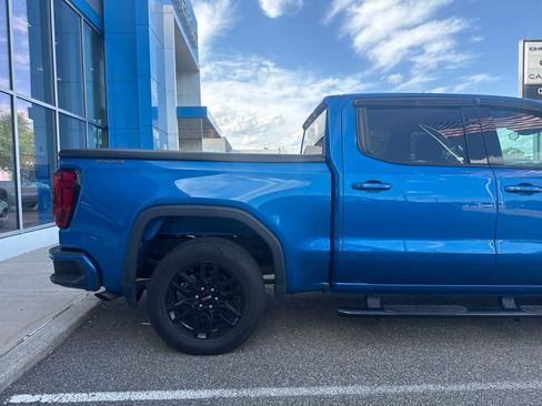Used 2022 GMC Sierra 1500 Elevation AWD/4WD image 12