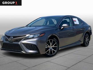 Used 2023 Toyota Camry SE video 1