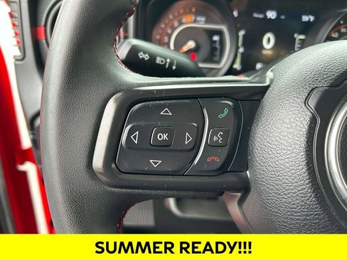 Used 2024 Jeep Wrangler Unlimited Rubicon AWD/4WD image 16