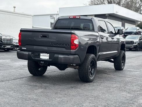 Used 2018 Toyota Tundra Limited w/ Limited Premium Package image 3