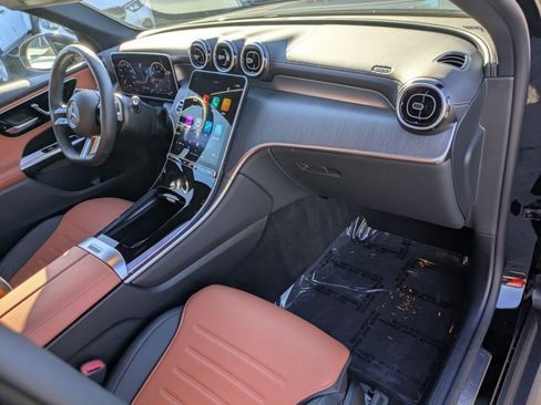 Certified 2025 Mercedes-Benz GLC 300 image 19