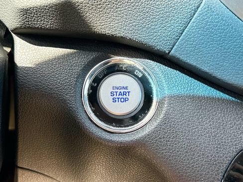 Used 2017 Hyundai Tucson SE Plus w/ Cargo Package FWD image 18
