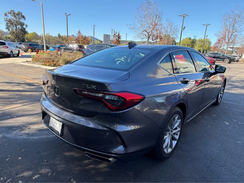 Used 2023 Acura TLX image 5