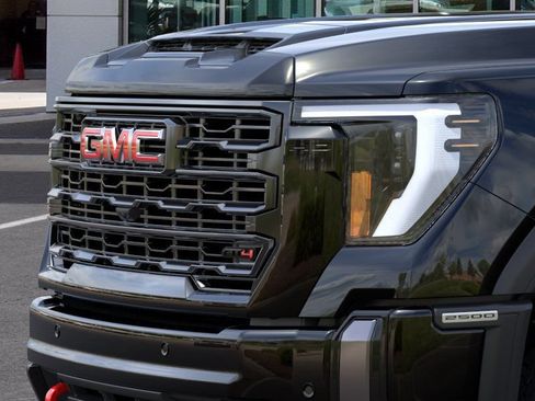 New 2026 GMC Sierra 2500 AT4 w/ AT4 Premium Plus Package AWD/4WD image 13