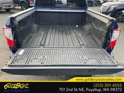 Used 2019 Nissan Titan PRO-4X AWD/4WD image 19