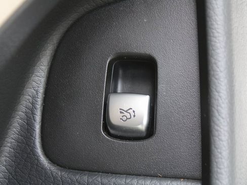 Certified 2023 Mercedes-Benz E 350 Sedan image 22