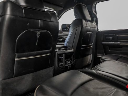 Used 2022 RAM 2500 Limited w/ Night Edition image 38