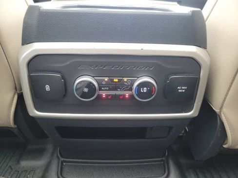 Used 2022 Ford Expedition Max Limited AWD/4WD image 44