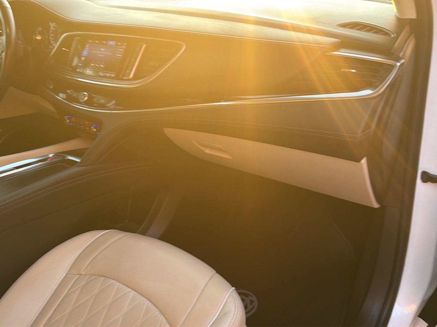 Used 2023 Buick Enclave Avenir FWD image 19