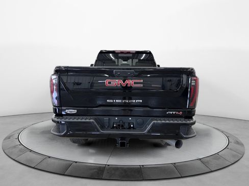 Used 2024 GMC Sierra 2500 AT4 w/ AT4 Premium Plus Package AWD/4WD image 6