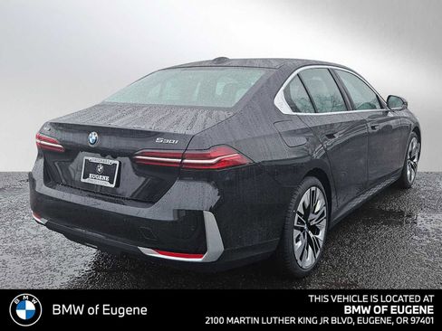New 2026 BMW 530i xDrive w/ Premium Package AWD/4WD image 3
